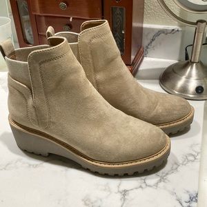 Dolce Vita wedge ankle booties